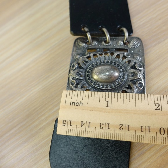 Qualheim Bollorini Belt Women Medium Leather Studded Medallion Concho Link ITALY main image 4